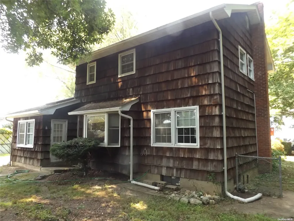 2 Terrill Lane Kings Park NY 11754