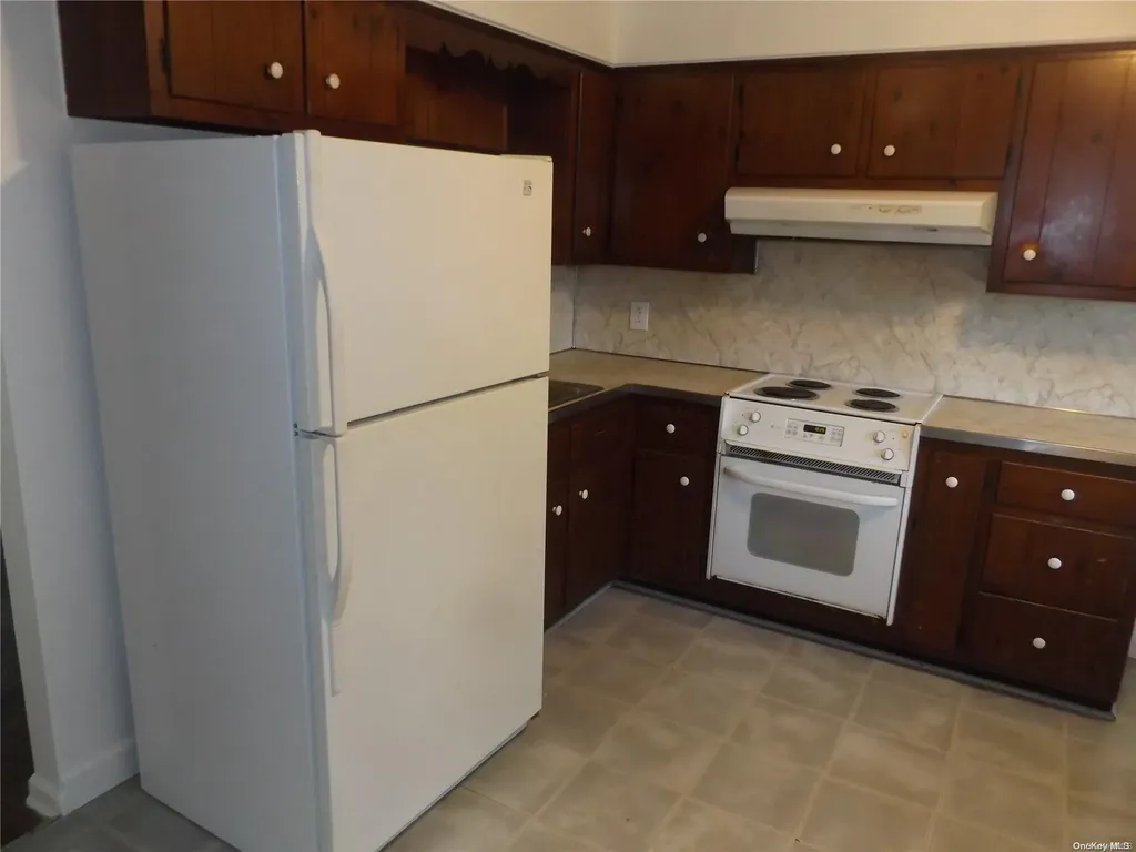 2 Terrill Lane Kings Park NY 11754