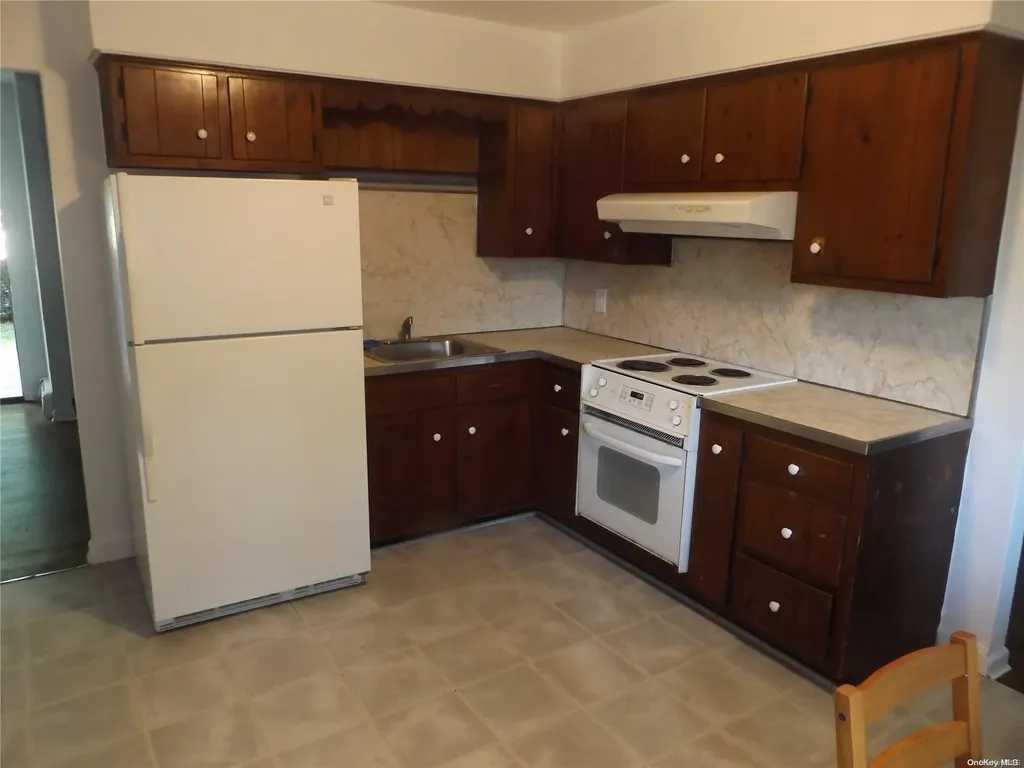 2 Terrill Lane Kings Park NY 11754