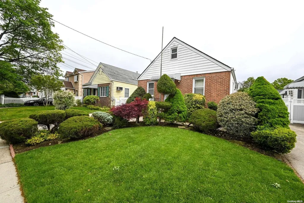165 Belmont Boulevard Elmont NY 11003