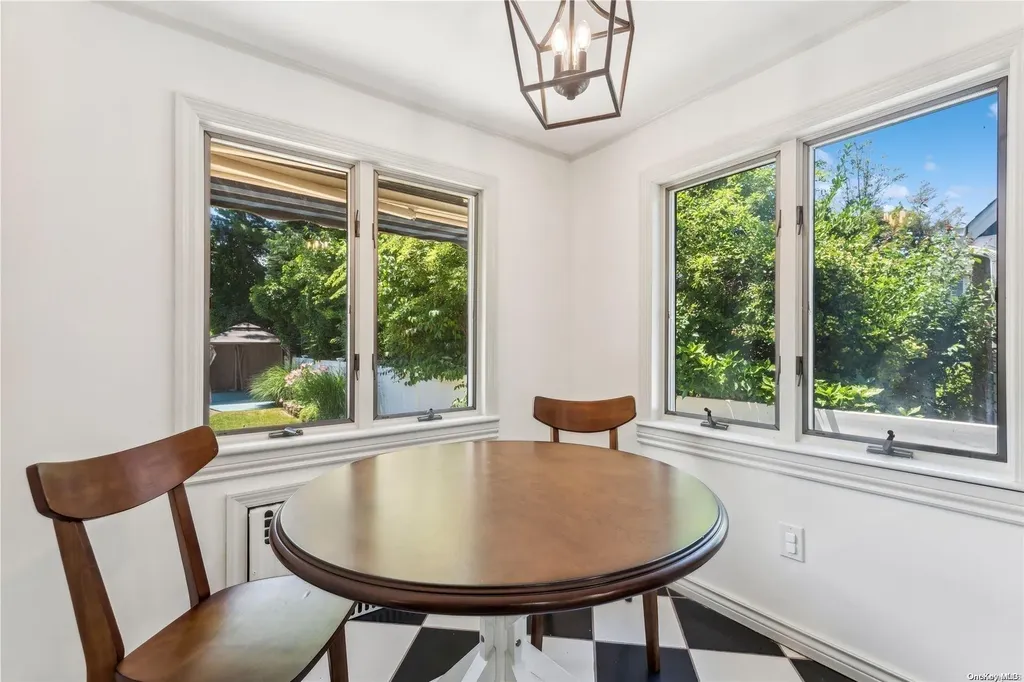 16 Stuart Avenue Malverne NY 11565