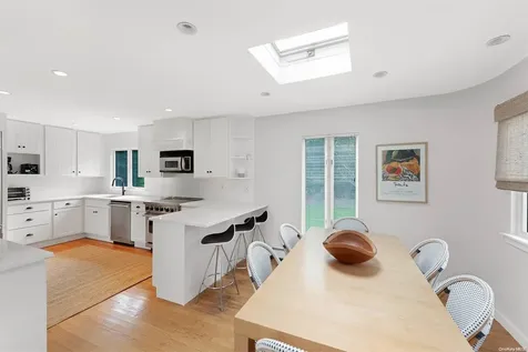 1 Oakwood Wainscott NY 11975
