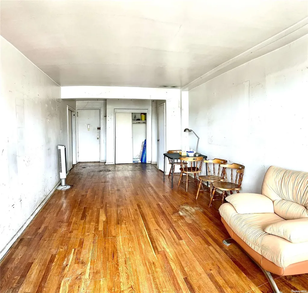 67-50 Thornton Place Forest Hills NY 11375