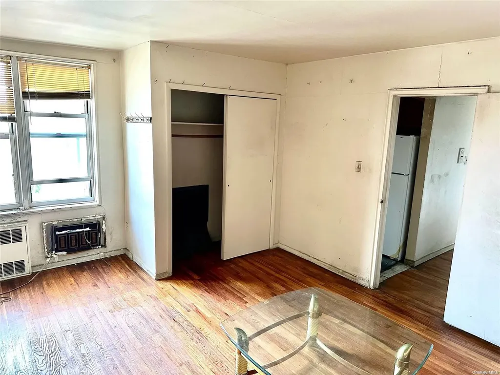 67-50 Thornton Place Forest Hills NY 11375