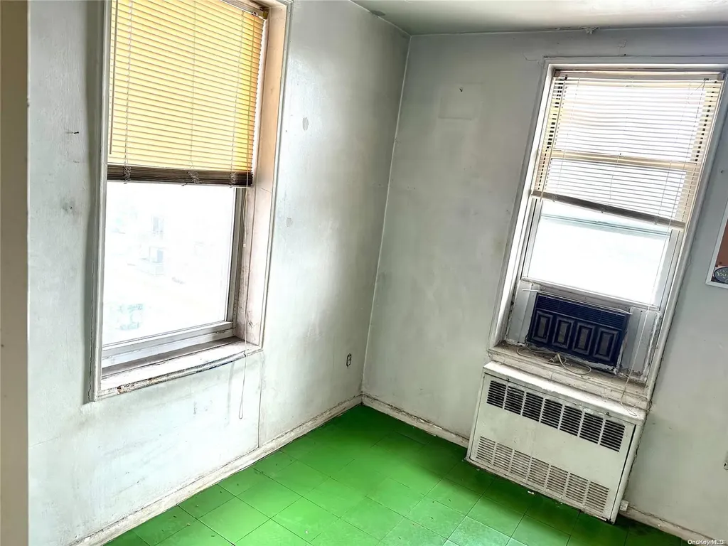 67-50 Thornton Place Forest Hills NY 11375