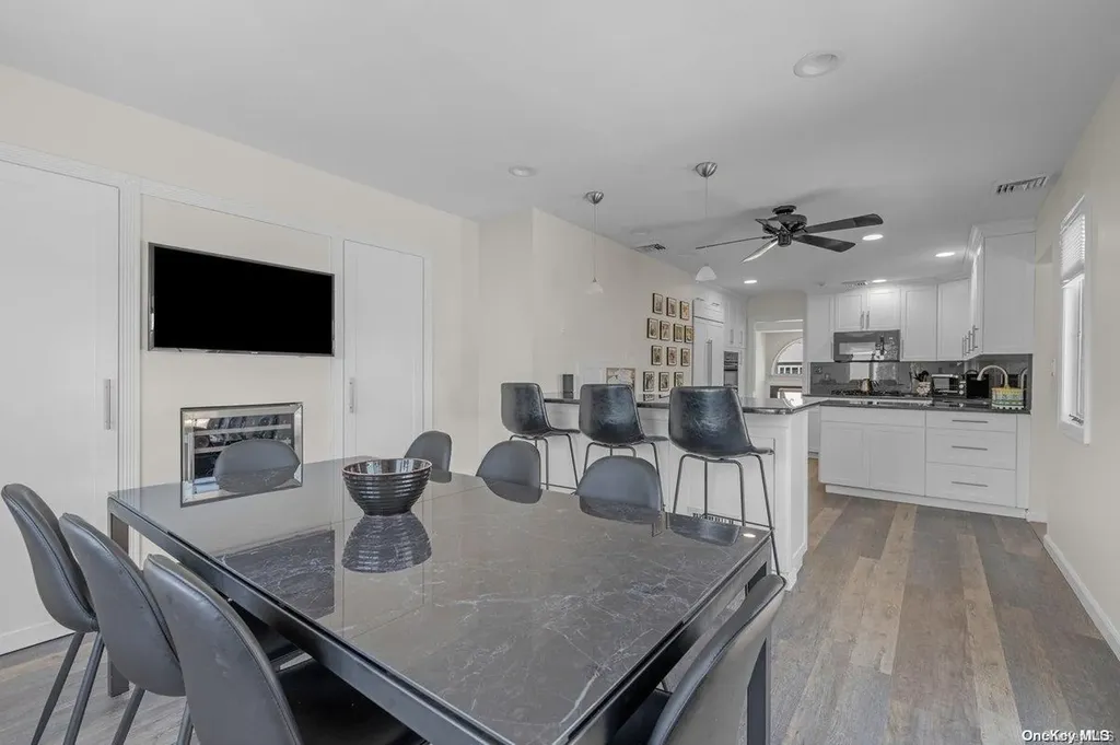 3054 Lonni Lane Merrick NY 11566