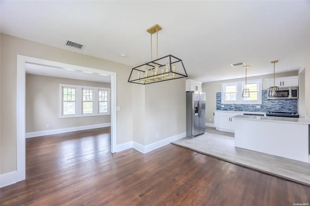 3 Nassau Boulevard Malverne NY 11565
