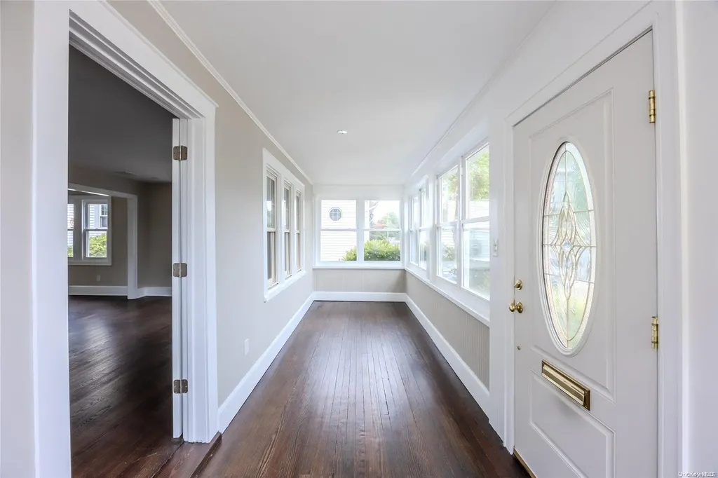 3 Nassau Boulevard Malverne NY 11565
