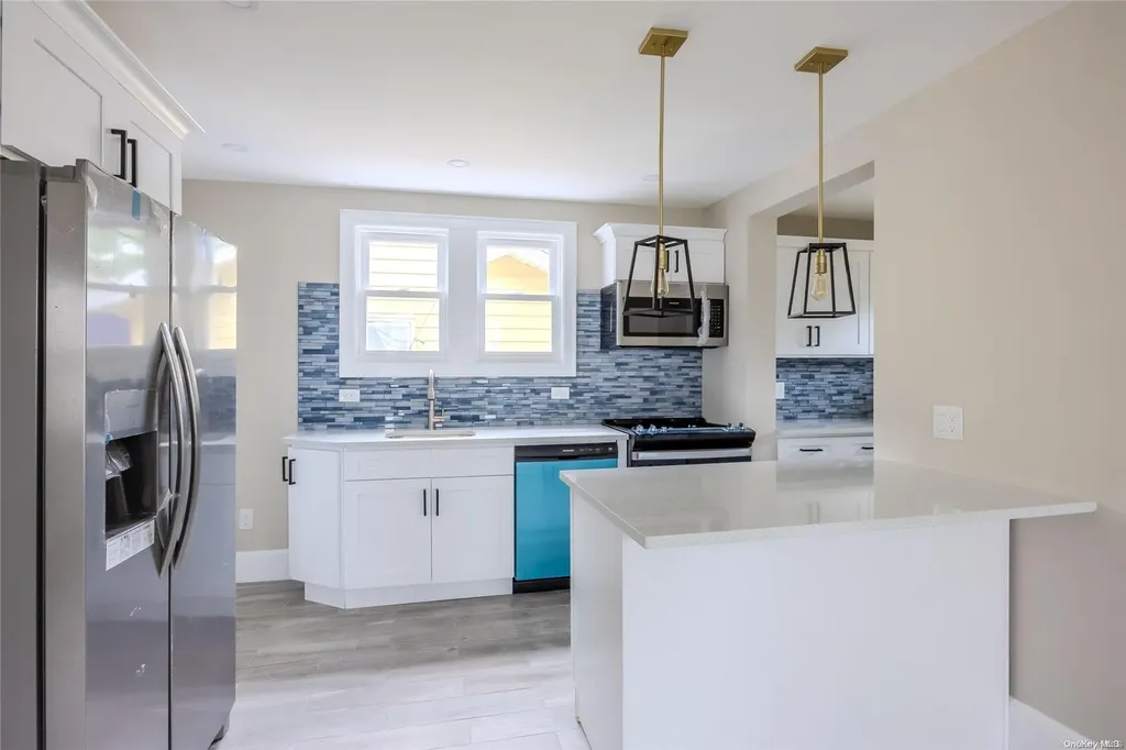3 Nassau Boulevard Malverne NY 11565