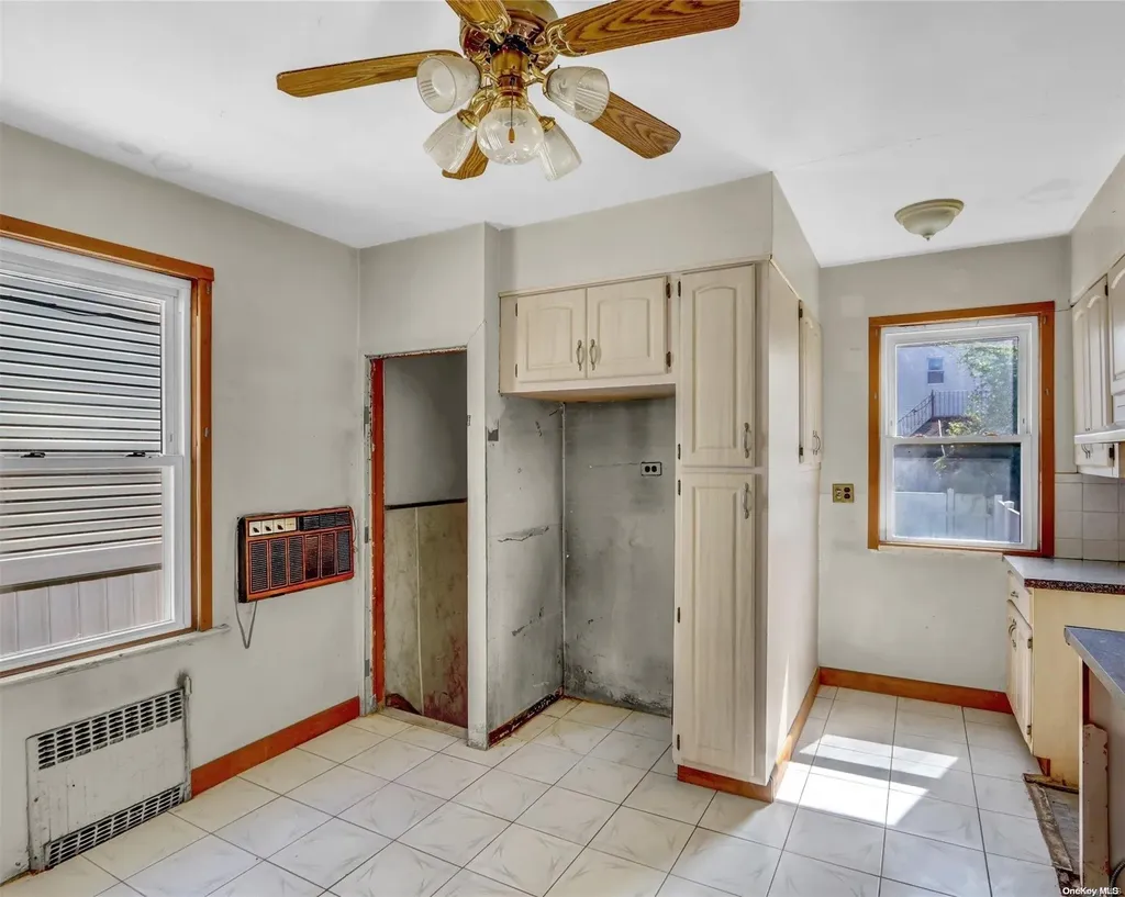 435 E 51st Street Brooklyn NY 11203