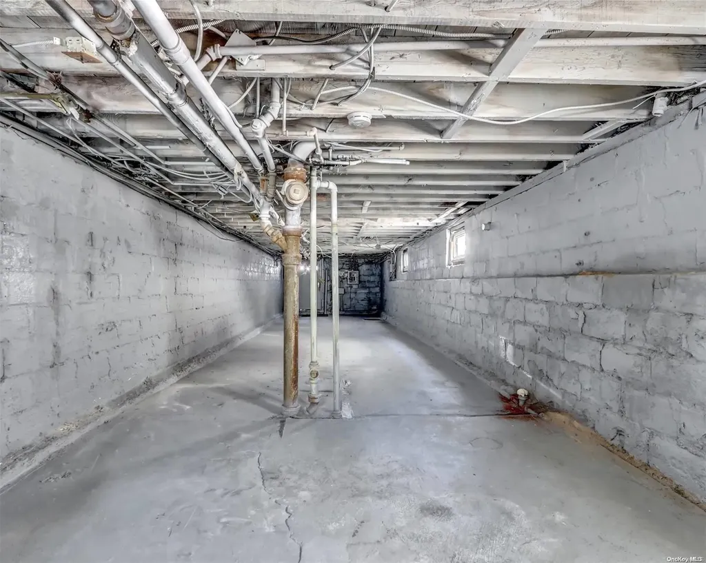 435 E 51st Street Brooklyn NY 11203