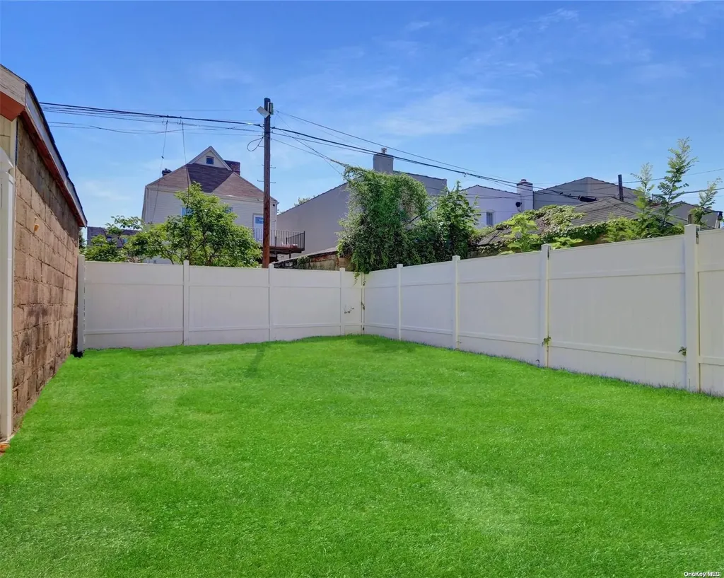 435 E 51st Street Brooklyn NY 11203