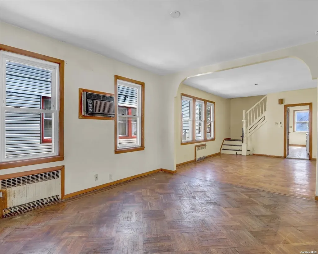 435 E 51st Street Brooklyn NY 11203