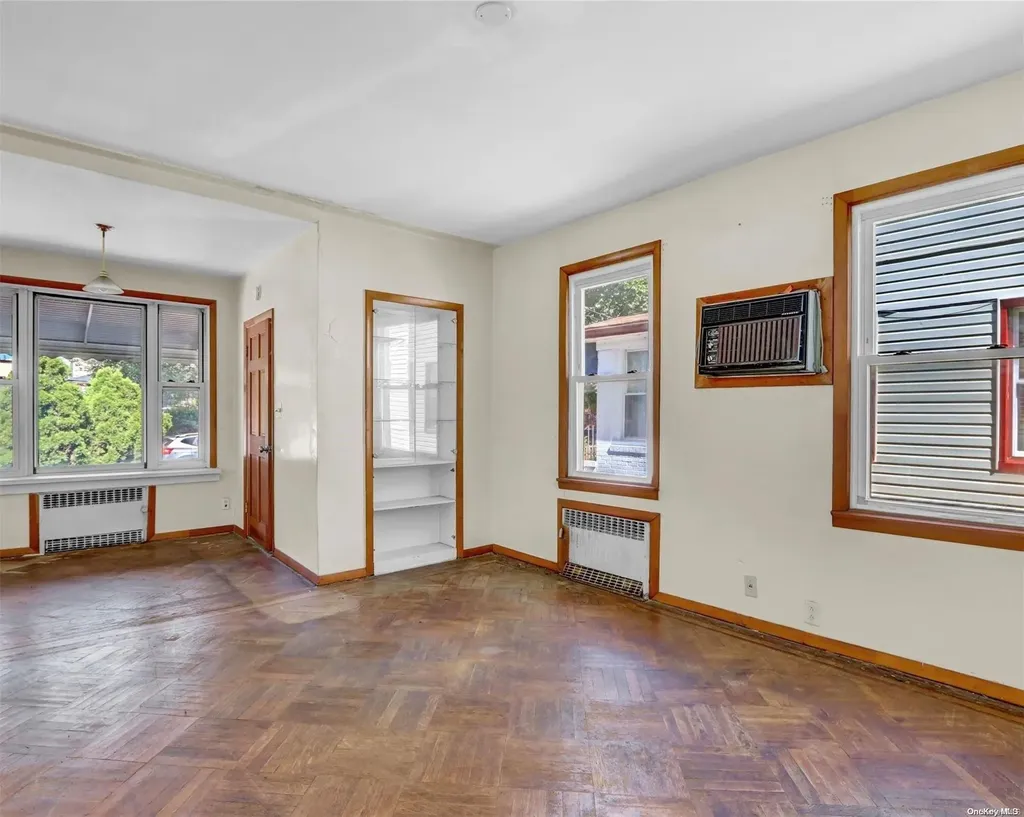 435 E 51st Street Brooklyn NY 11203