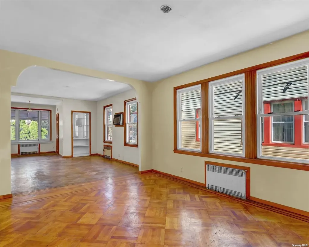 435 E 51st Street Brooklyn NY 11203