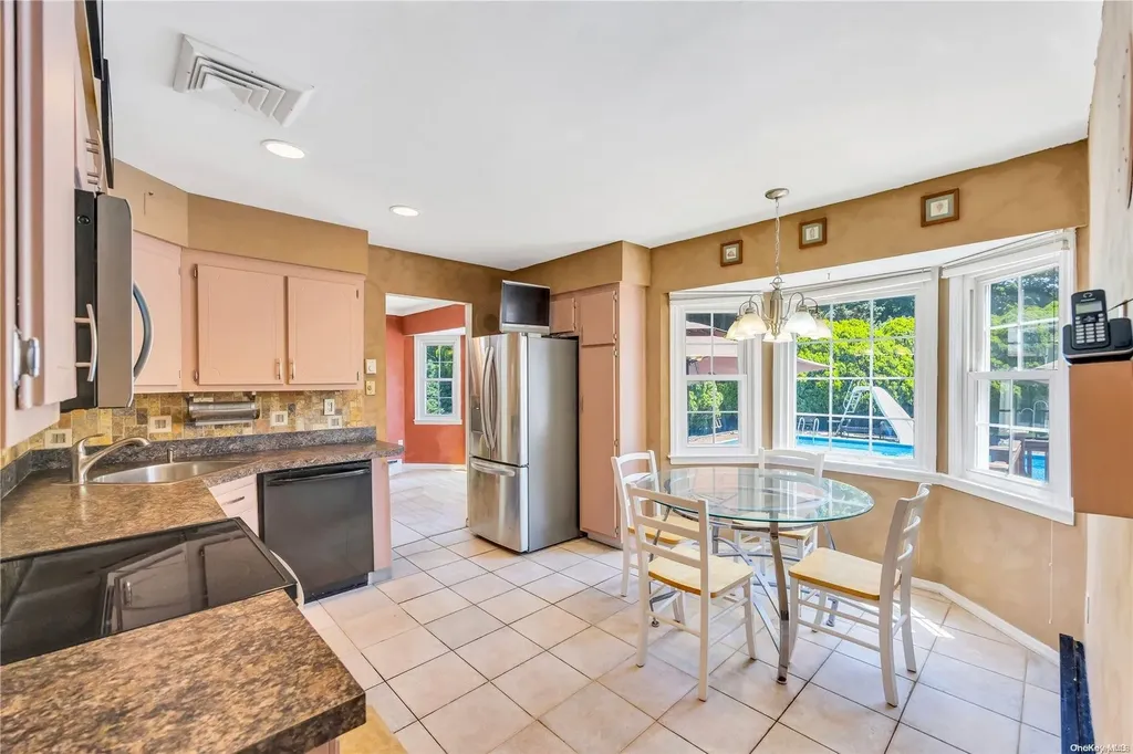 5 Debra Drive Nesconset NY 11767