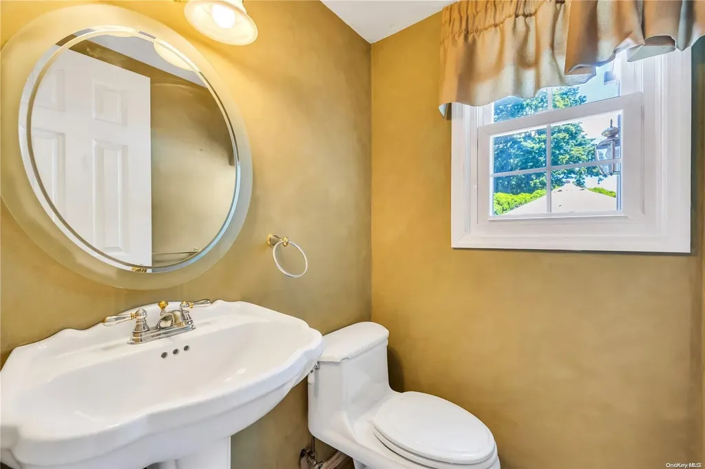 5 Debra Drive Nesconset NY 11767