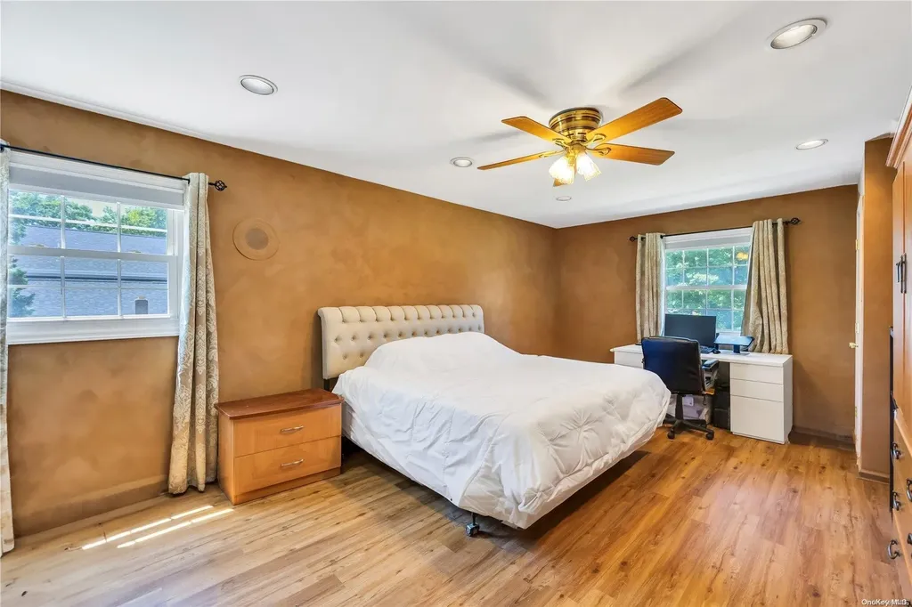5 Debra Drive Nesconset NY 11767