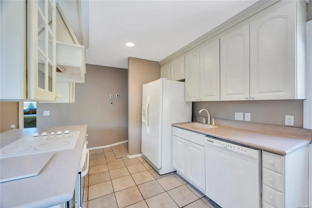5 Debra Drive Nesconset NY 11767