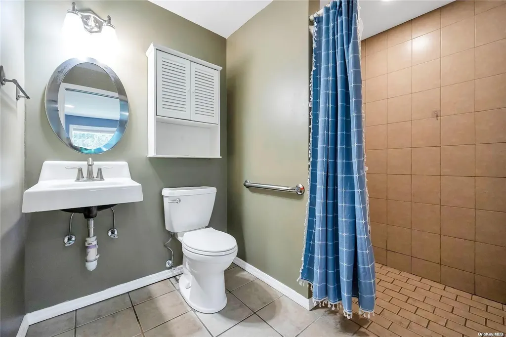 5 Debra Drive Nesconset NY 11767