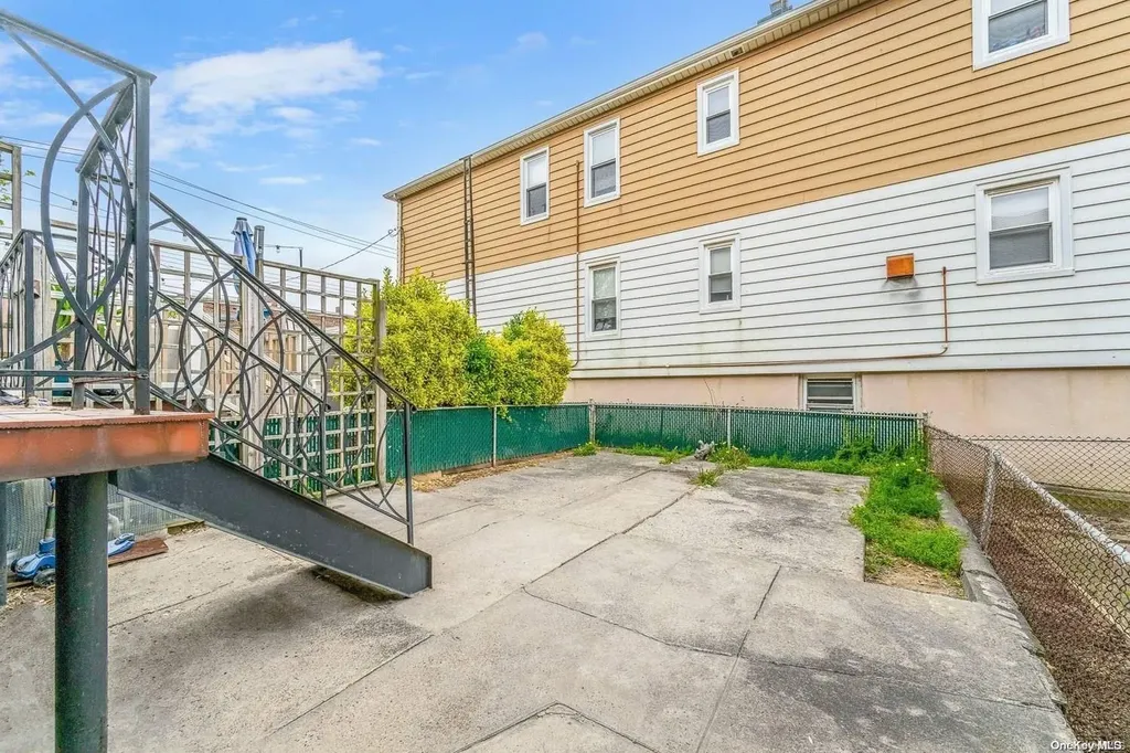 3242 Layton Avenue Bronx NY 10465