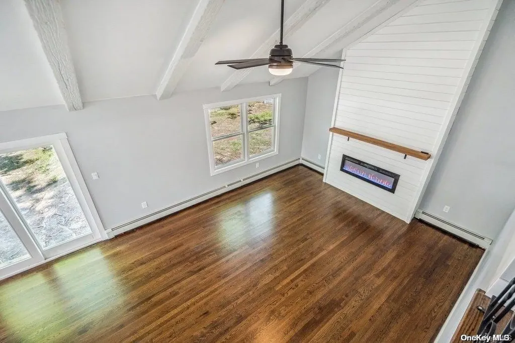 68 Van Bomel Boulevard Oakdale NY 11769