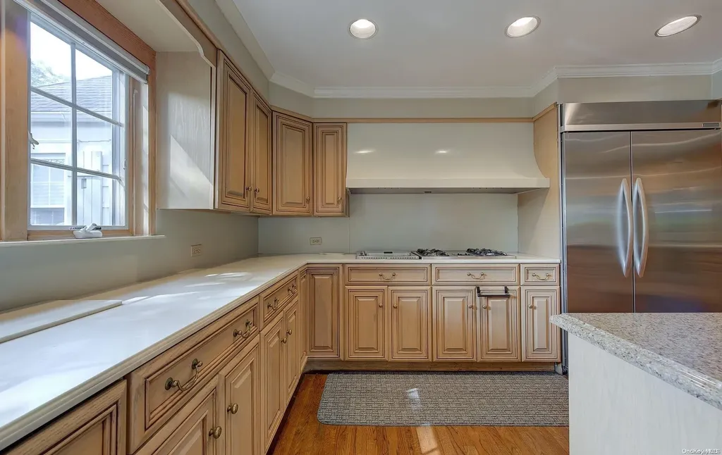 246 Park Avenue Manhasset NY 11030