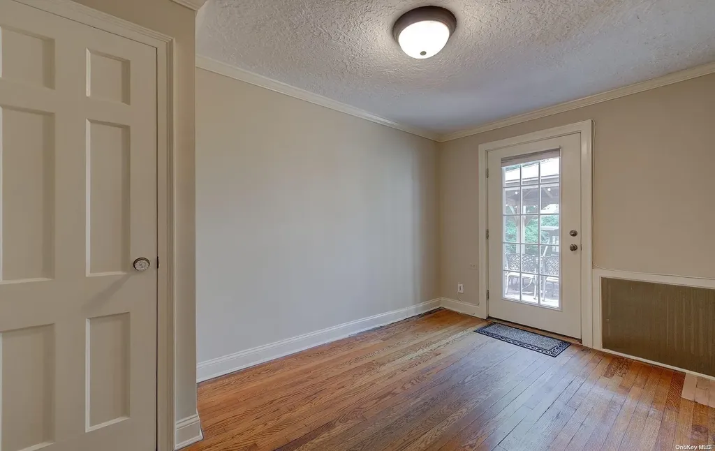 246 Park Avenue Manhasset NY 11030