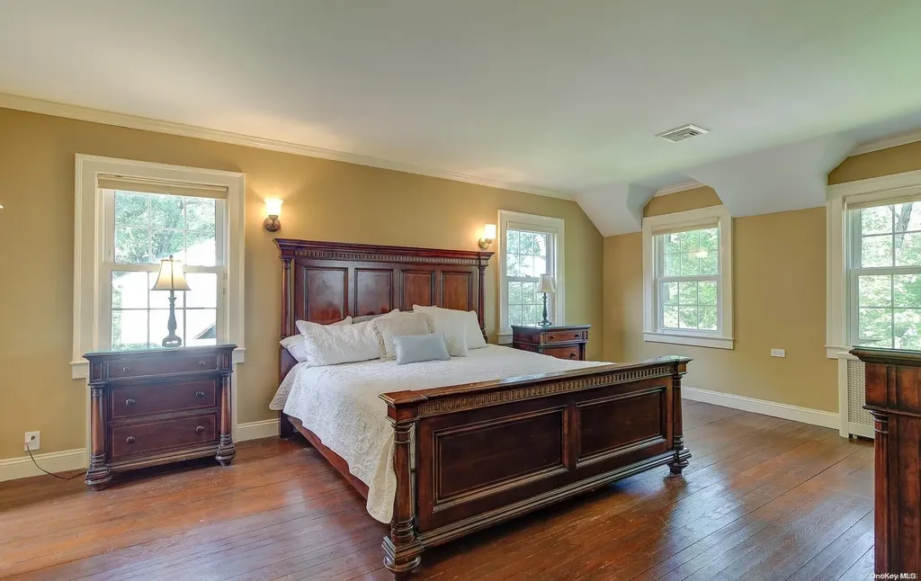 246 Park Avenue Manhasset NY 11030