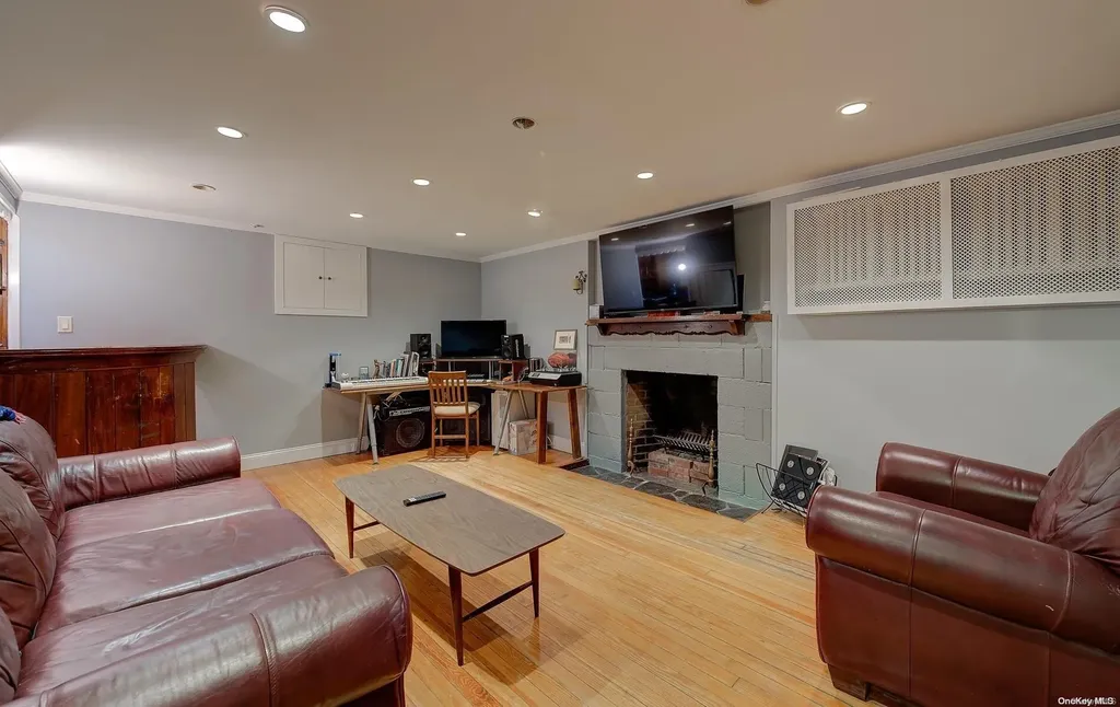 246 Park Avenue Manhasset NY 11030