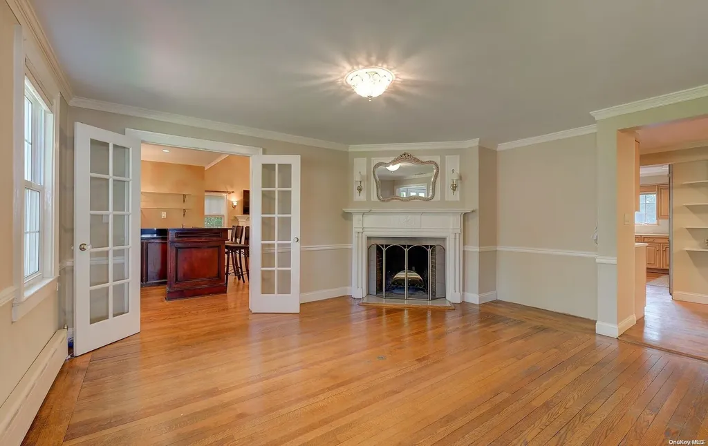 246 Park Avenue Manhasset NY 11030