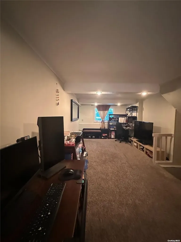 10 John Drive Old Bethpage NY 11804