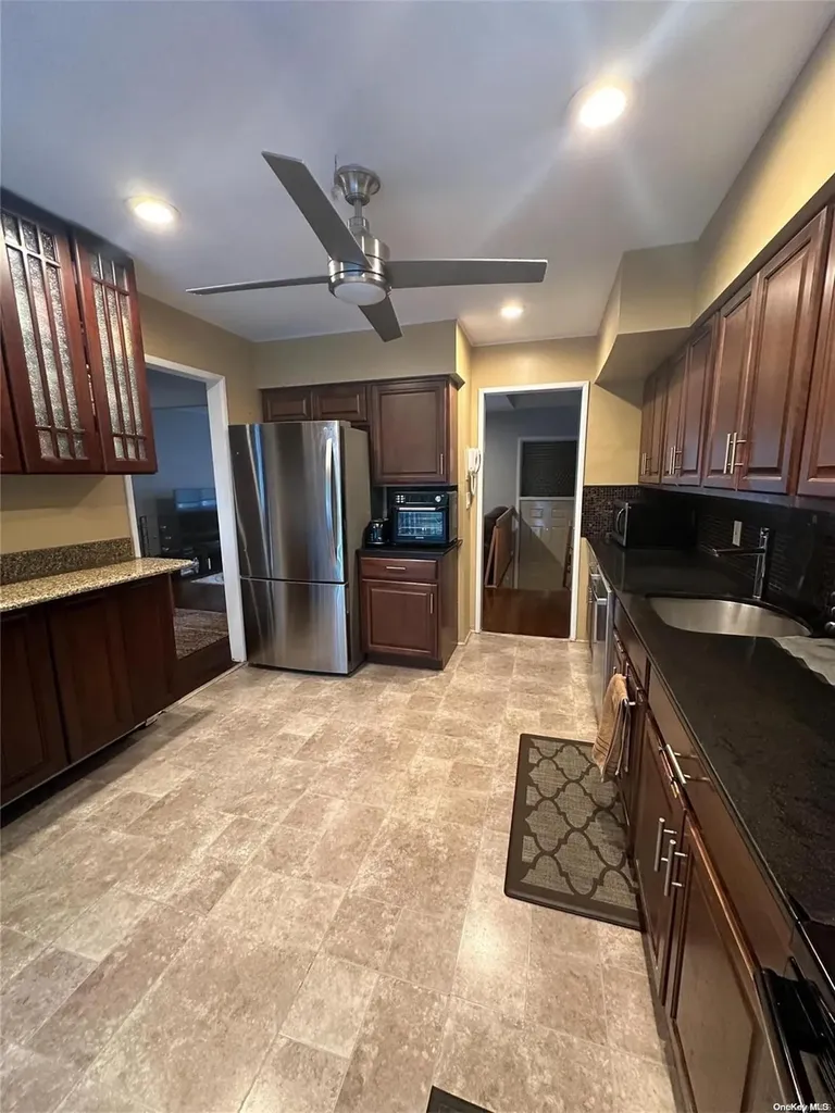 10 John Drive Old Bethpage NY 11804
