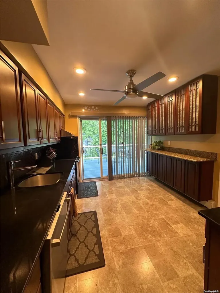 10 John Drive Old Bethpage NY 11804