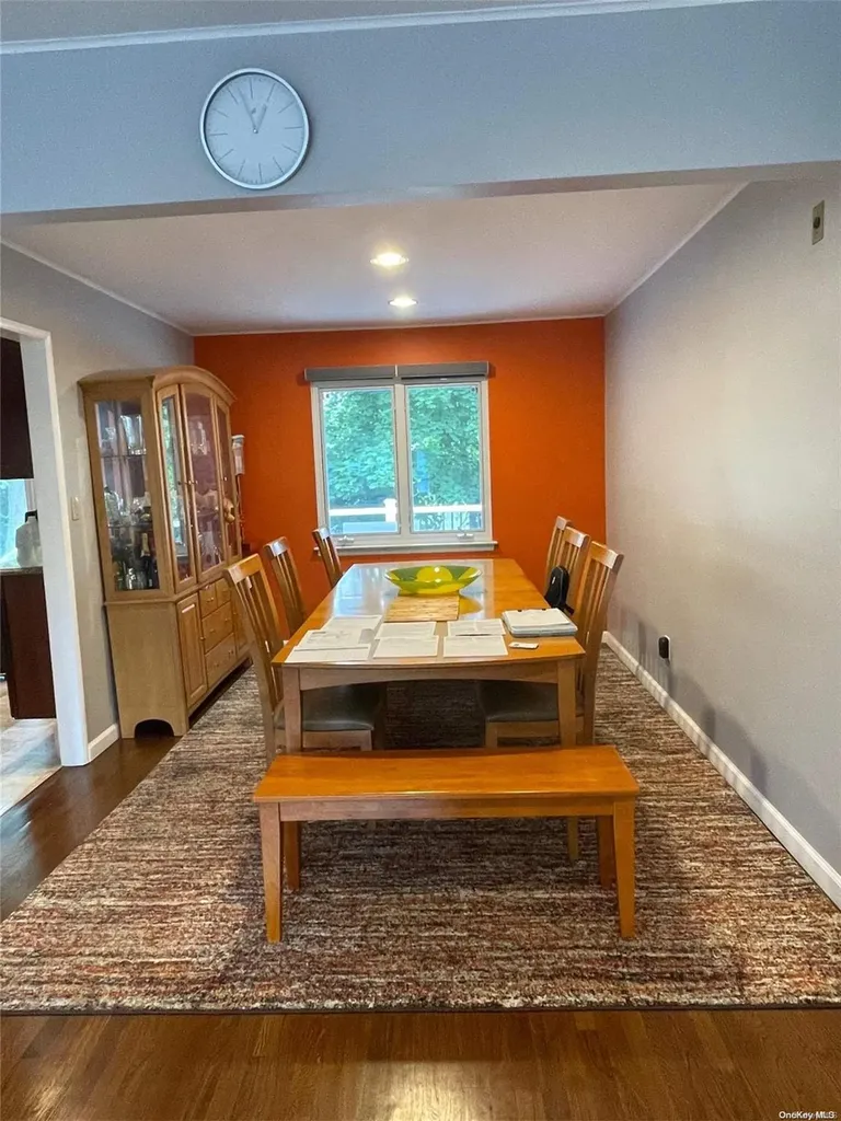 10 John Drive Old Bethpage NY 11804