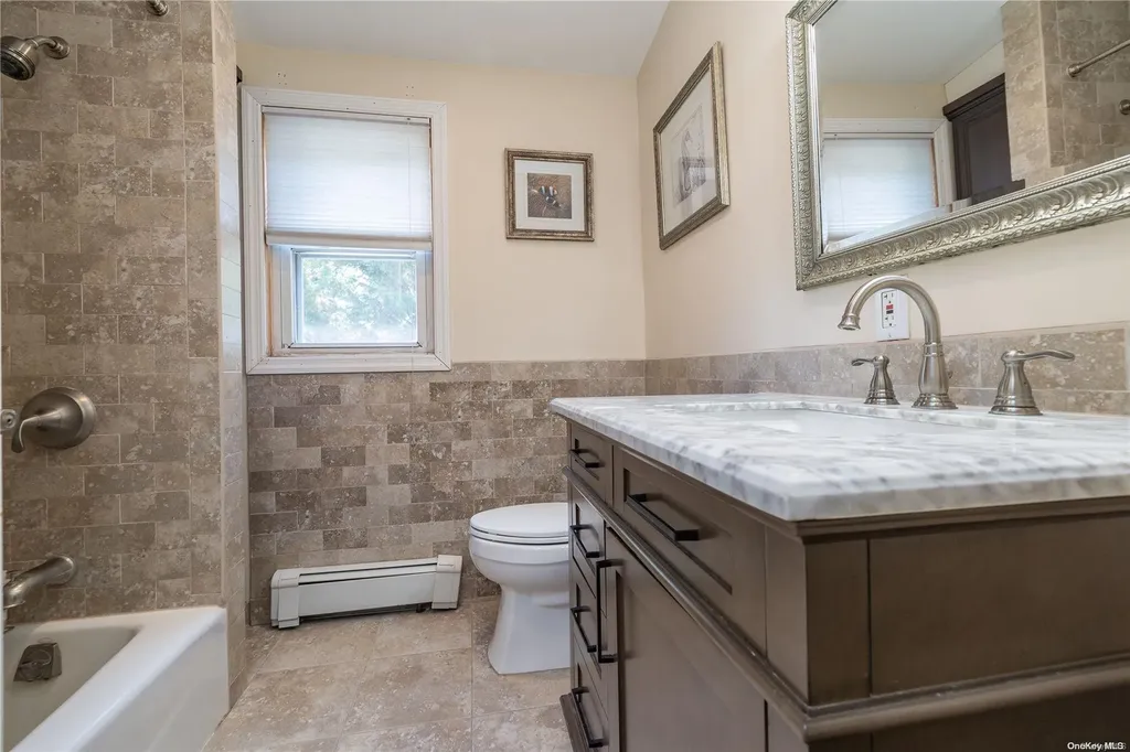 190 E Rockaway Road Hewlett NY 11557