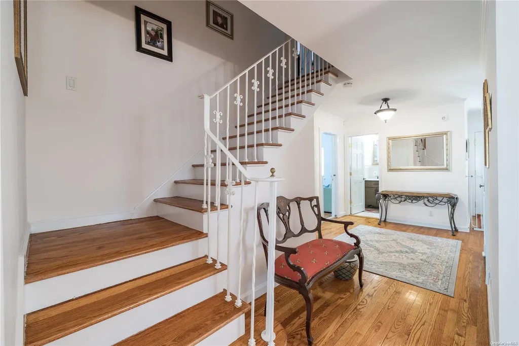 190 E Rockaway Road Hewlett NY 11557