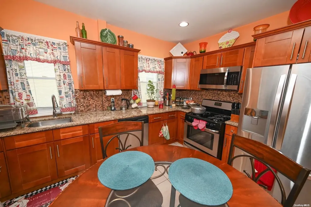 447 E 46th Street Brooklyn NY 11203