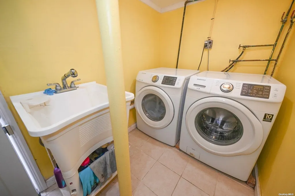 447 E 46th Street Brooklyn NY 11203