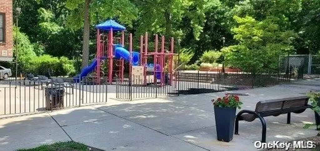 90-50 Union Turnpike Glendale NY 11385