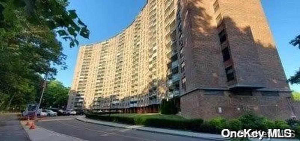 90-50 Union Turnpike Glendale NY 11385