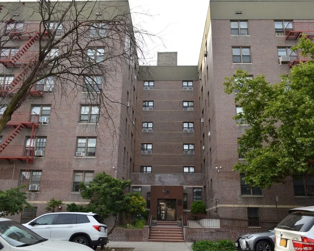 Flushing NY 11354