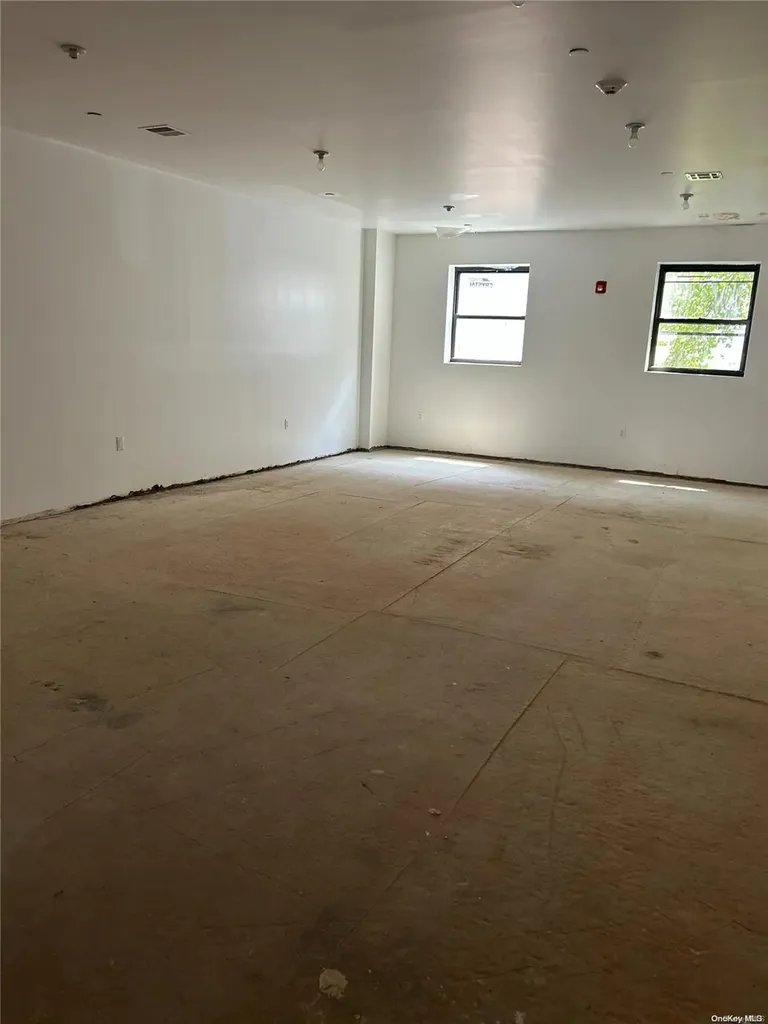 982 50 Street Brooklyn NY 11219