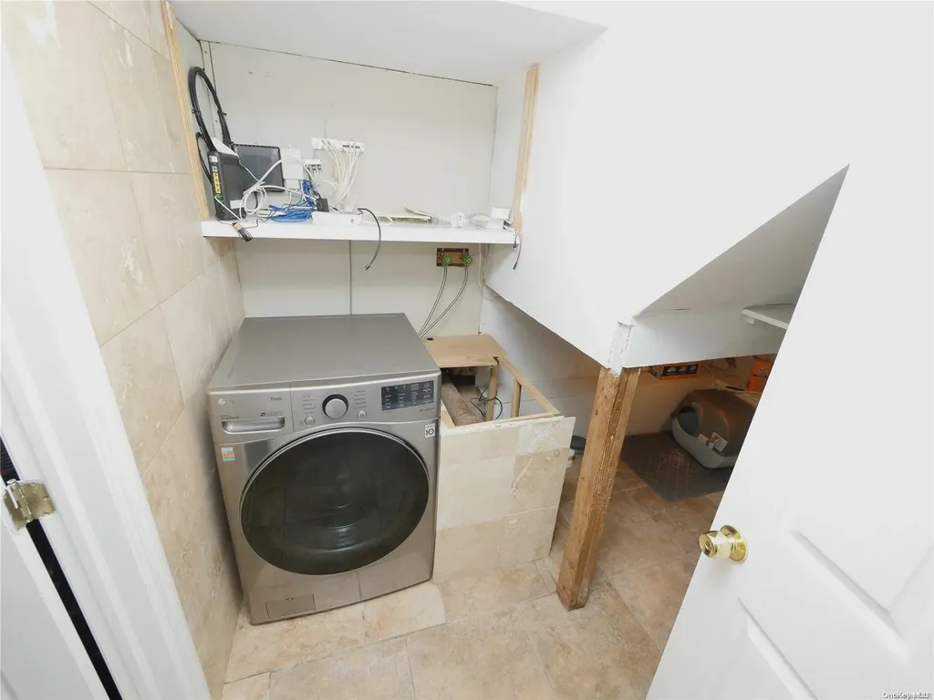120 Coolidge Avenue Amity Harbor NY 11701