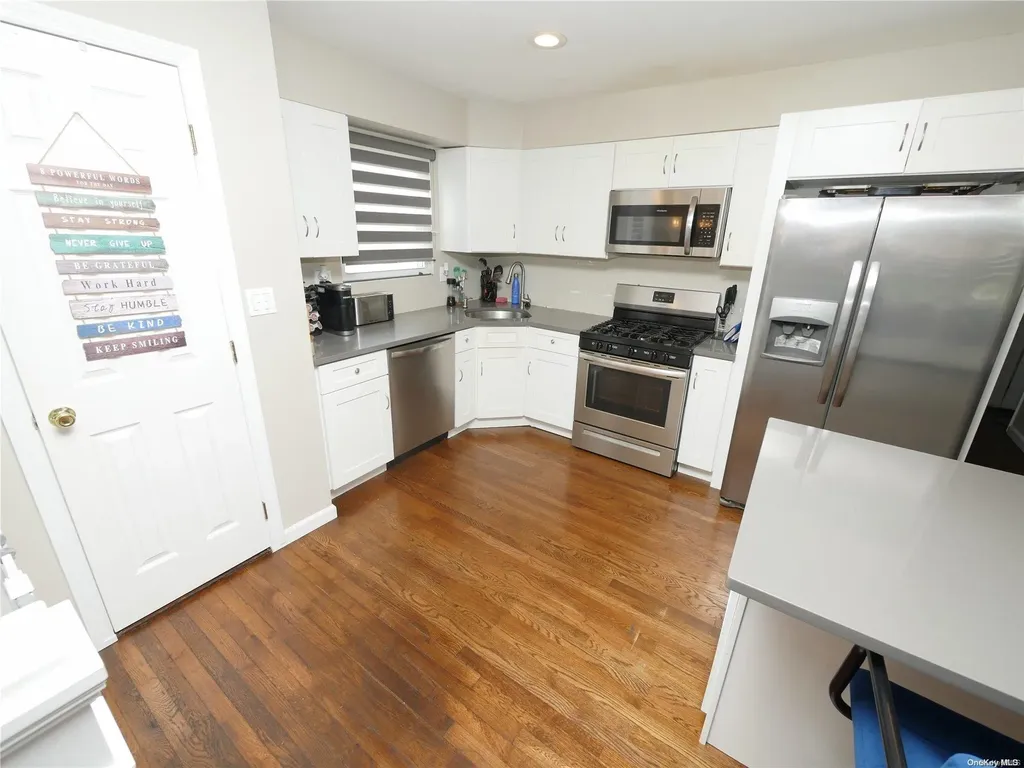 120 Coolidge Avenue Amity Harbor NY 11701