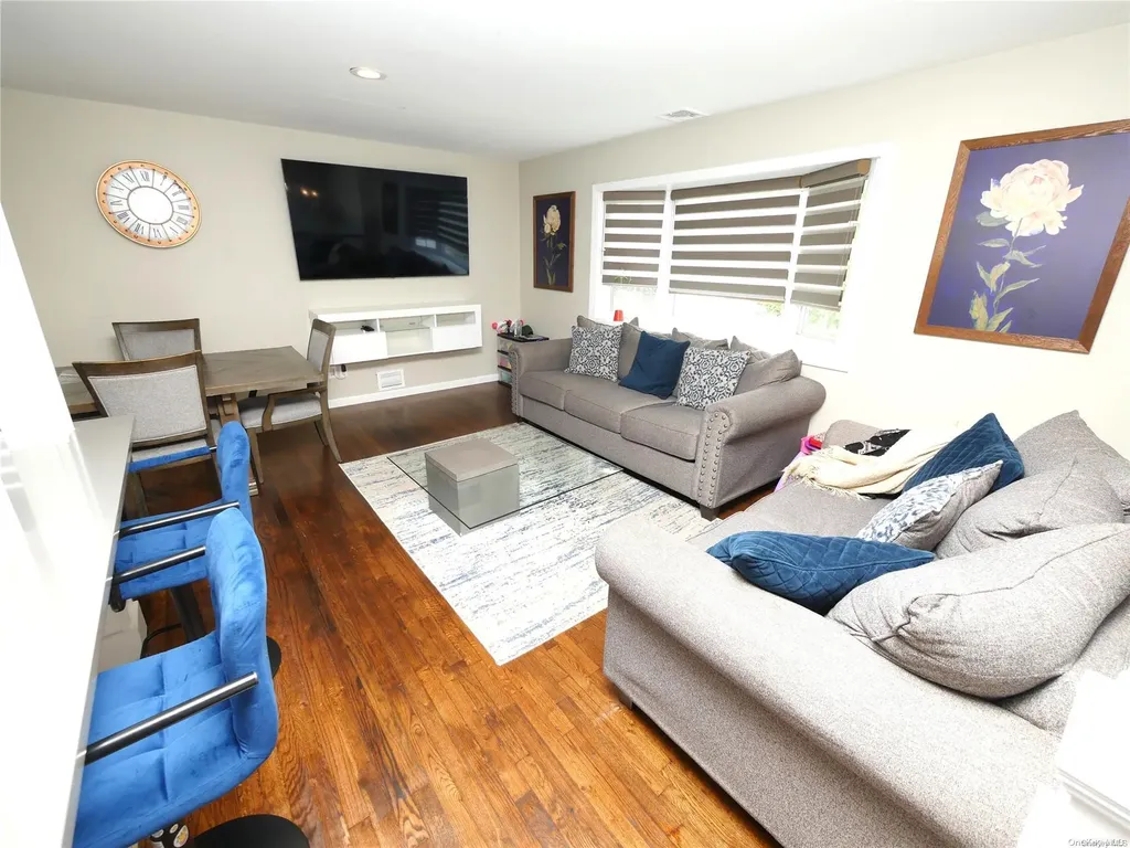 120 Coolidge Avenue Amity Harbor NY 11701