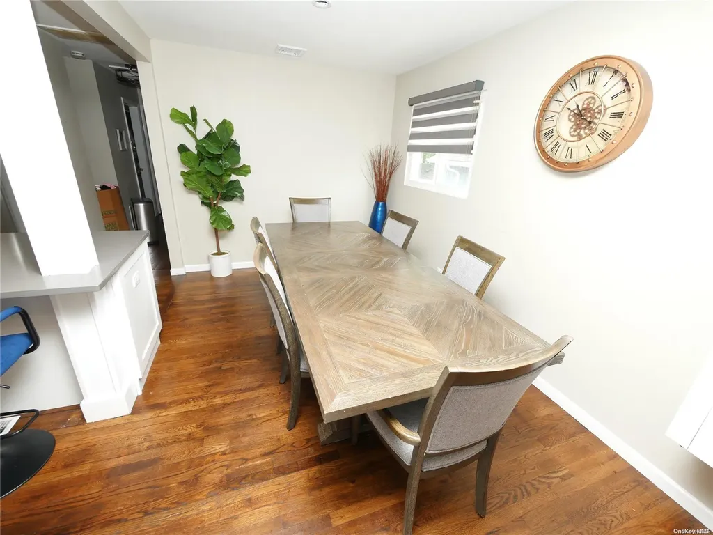 120 Coolidge Avenue Amity Harbor NY 11701