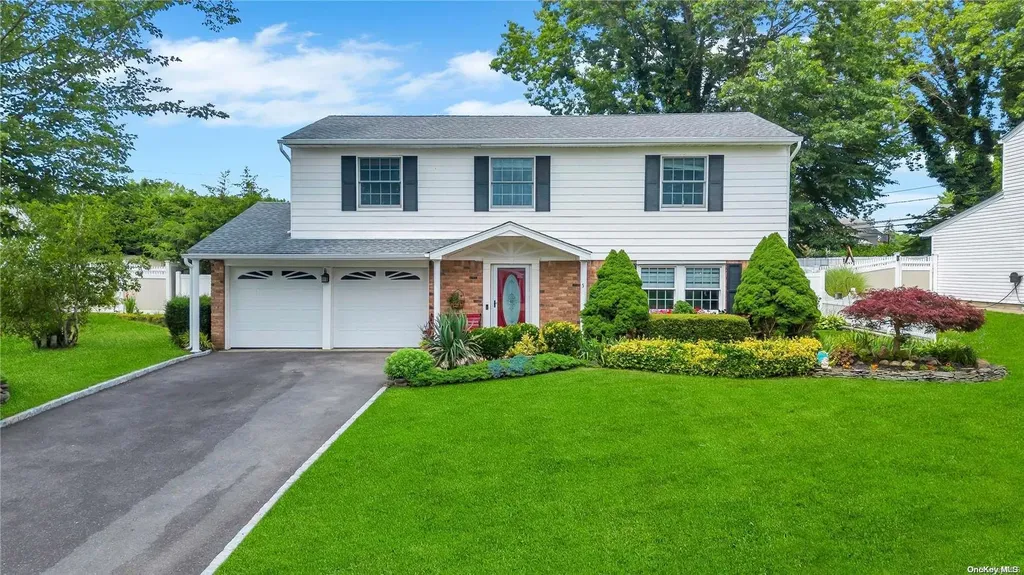 5 Bond Lane Nesconset NY 11767