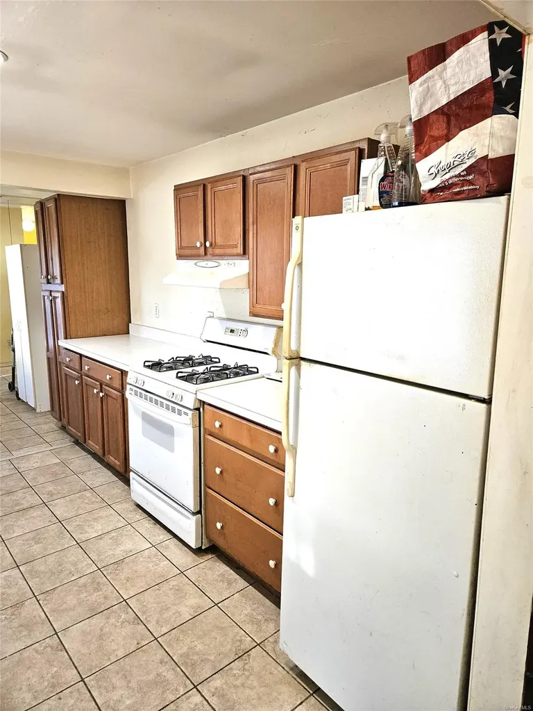 30 Park Street Blue Point NY 11715