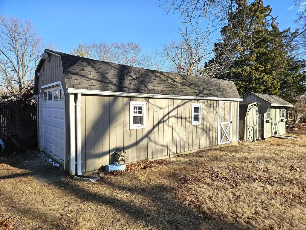 30 Park Street Blue Point NY 11715